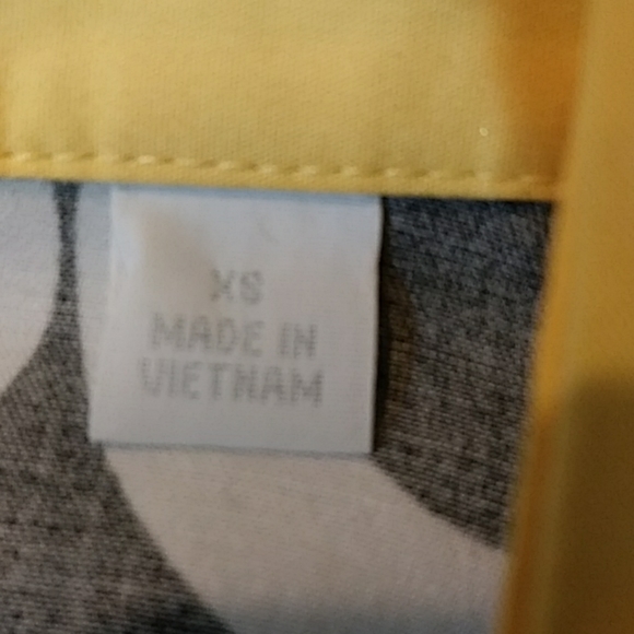 New York & company long sleeve button down - Picture 6 of 8